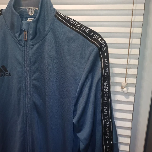 Adidas full zip up windbreaker jacket - Picture 2 of 15